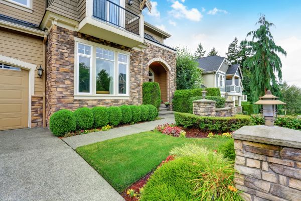 Residential Landscaping in Woodland Hills