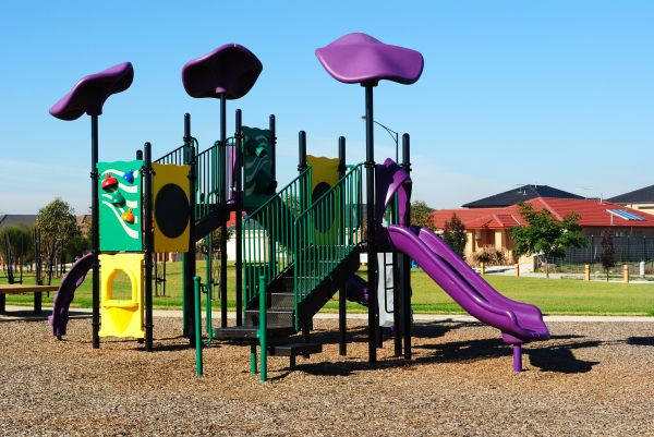 Playground Mulch Removal in Woodland Hills